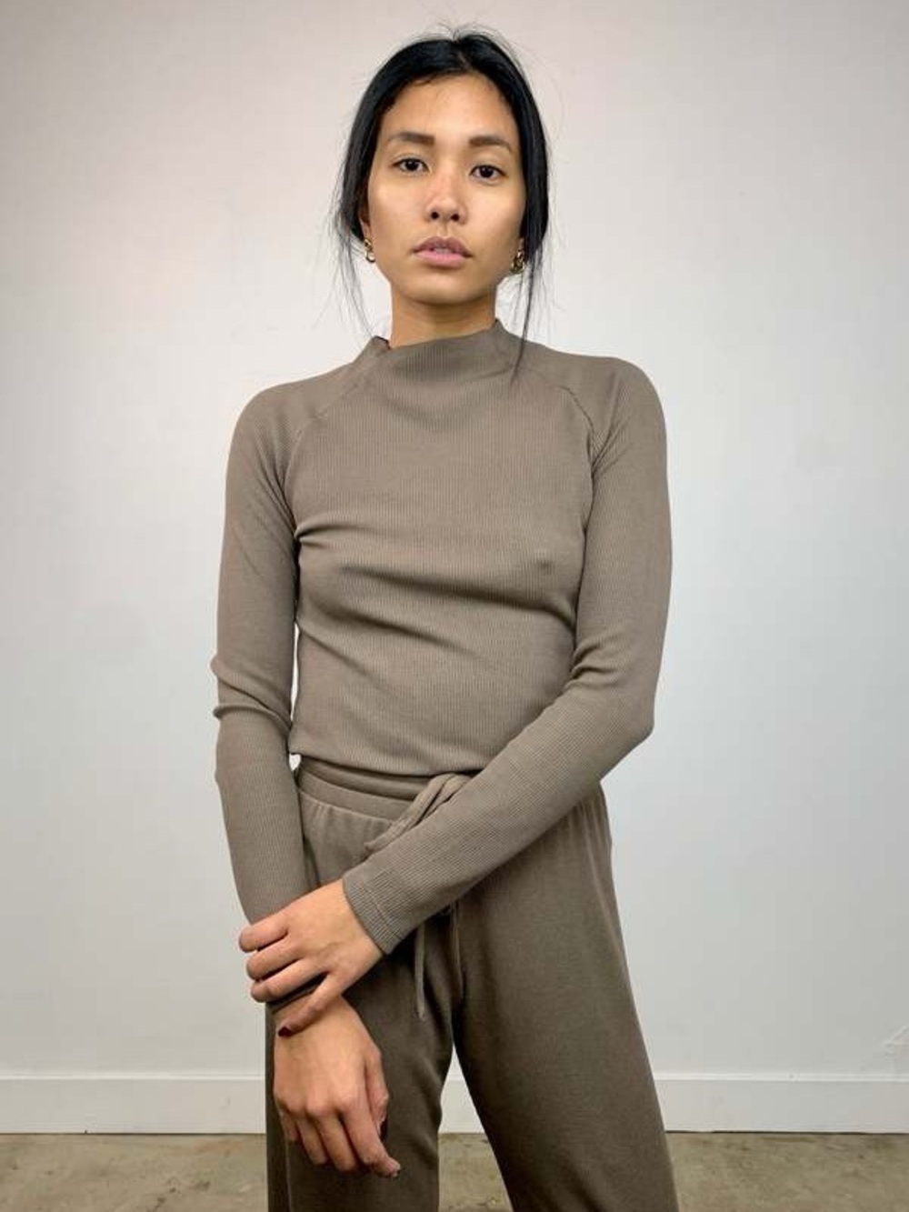 LNA Lyndell thermal long sleeve In taupe
